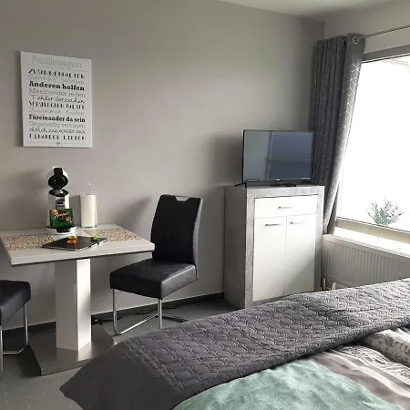 Apartment Kaiser - Dreiburgenblick Patersberg