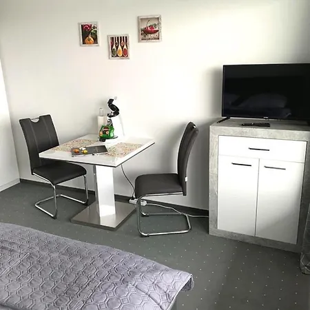 Kaiser - Dreiburgenblick Apartamento *