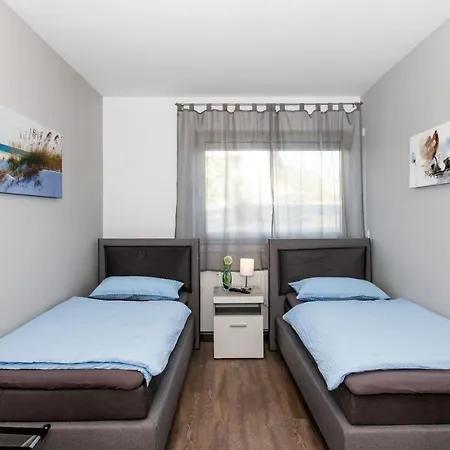 Kaiser - Dreiburgenblick Apartment