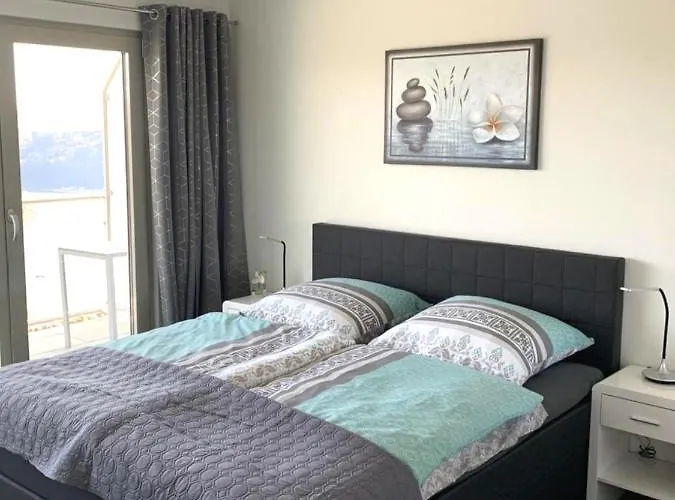 Kaiser - Dreiburgenblick Apartment